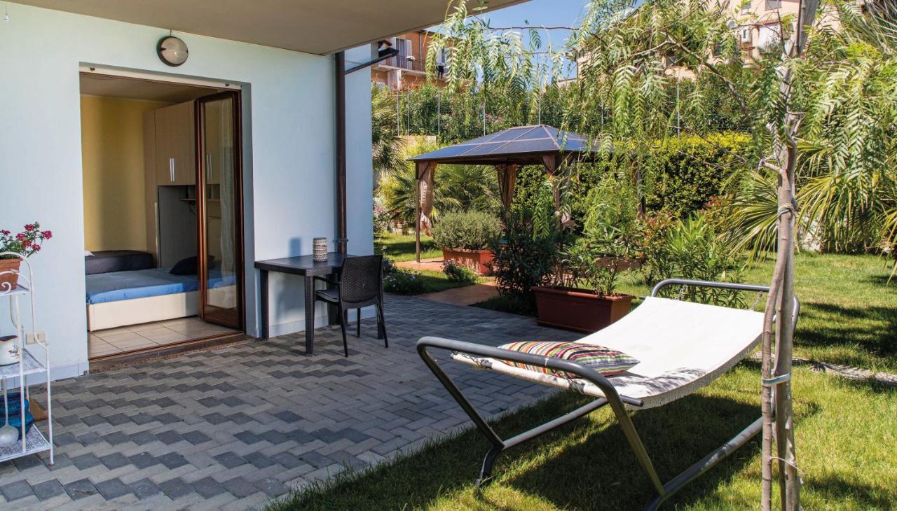 Casa "La Conchiglia" Bed and Breakfast Civitanova Marche Exteriör bild