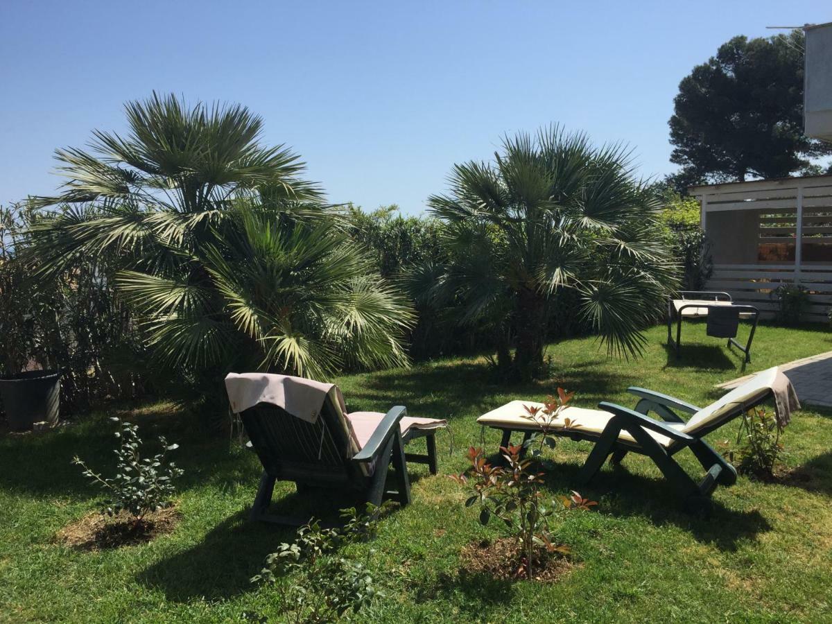 Casa "La Conchiglia" Bed and Breakfast Civitanova Marche Exteriör bild